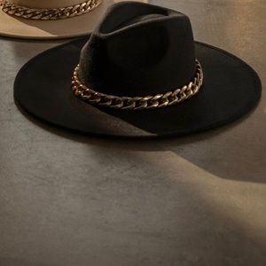 BLACK GOLD CHAIN RANCHER HAT